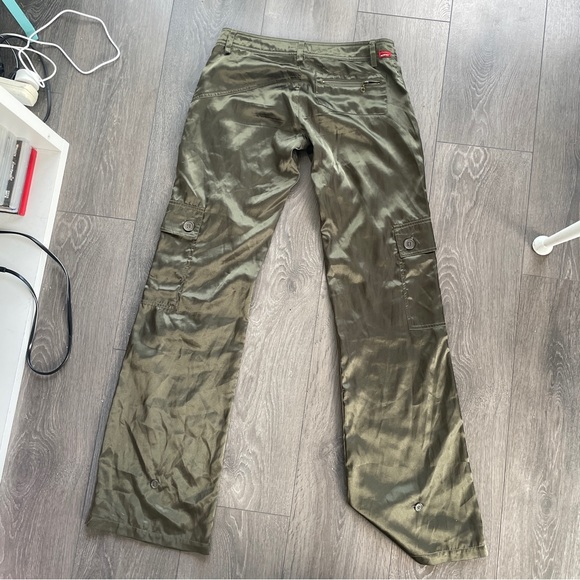 Atomic kitty y2k dark green shiny cargo pants - Picture 2 of 4